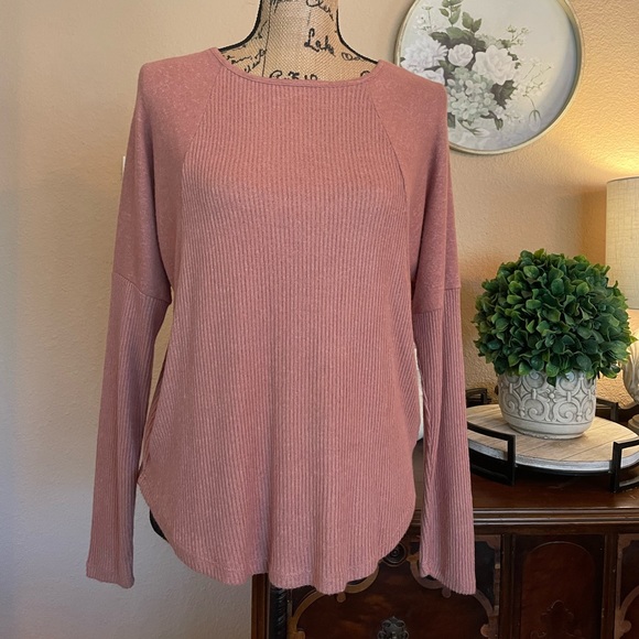 Hippie Rose Rose Dolman Sleeve Top - Picture 15 of 15